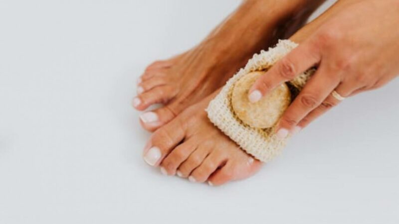 Best Monsoon Foot Care Tips