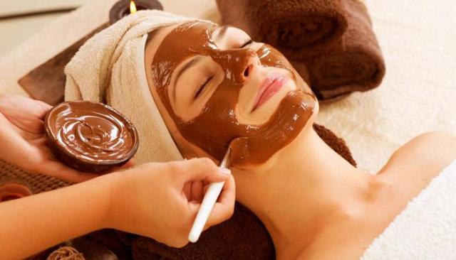 Top 6 Chocolate Benefits and Fantastic Face Masks for Your Skin