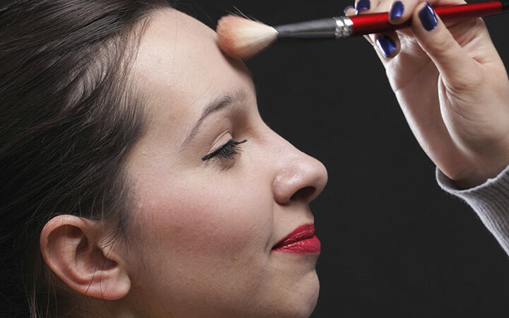 Mastering the Art of Illusion: 8 Useful Makeup Tips to Make Your Forehead Appear Smaller