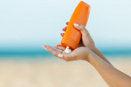 How to Apply Sunscreen Properly for Optimal Skin Protection