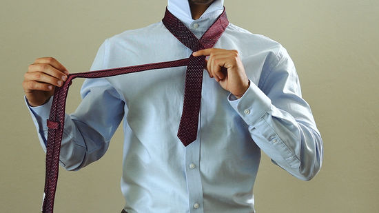 How to tie a tie – A Comprehensive Tutorial