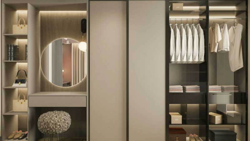 How to Construct a Capsule Wardrobe That Is Suitable for the Entire Year